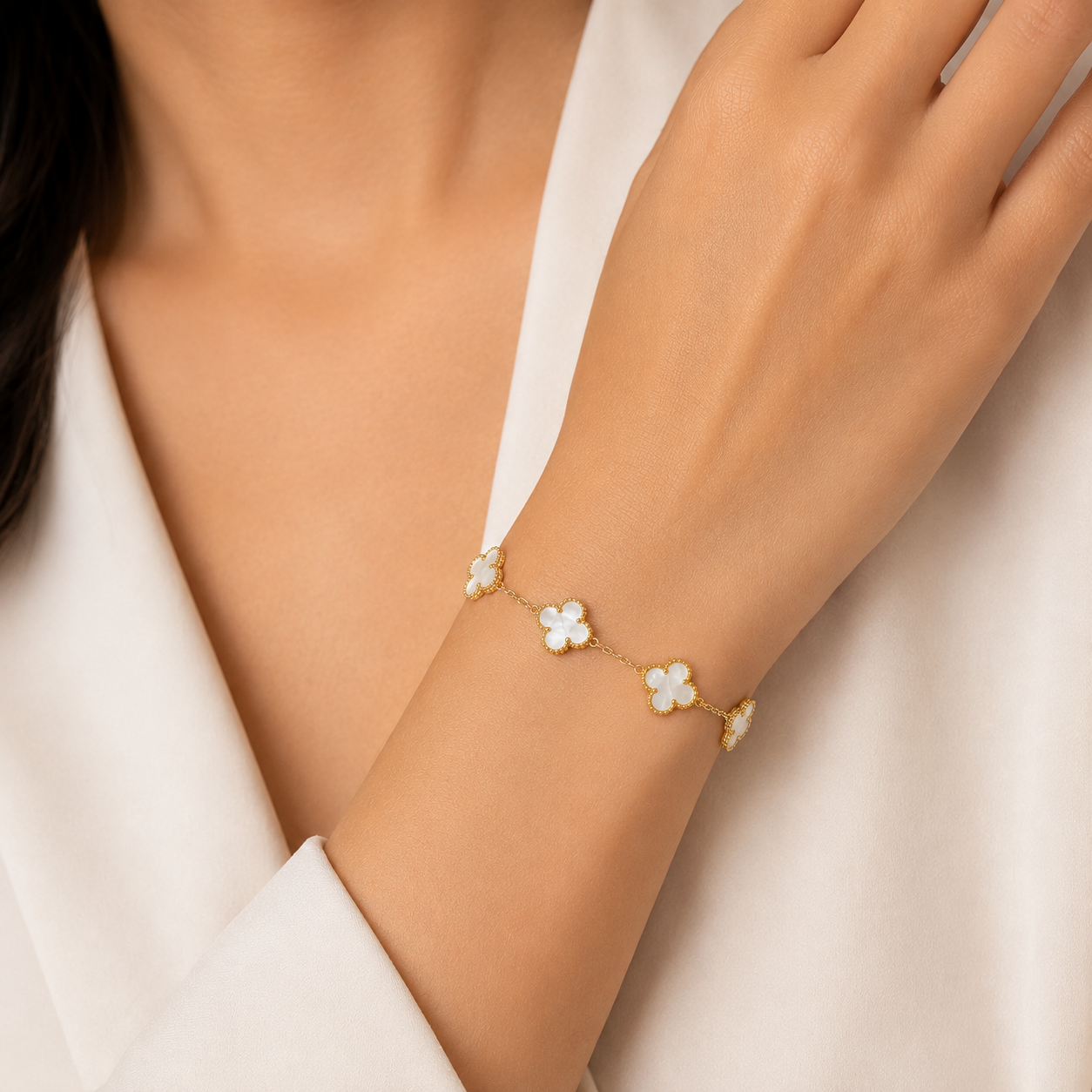 Luna Clover Bracelet