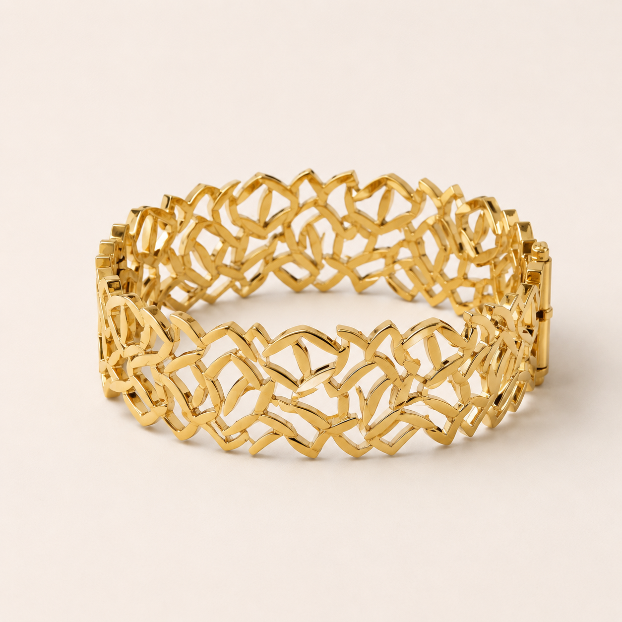 Valencia Lattice Cuff